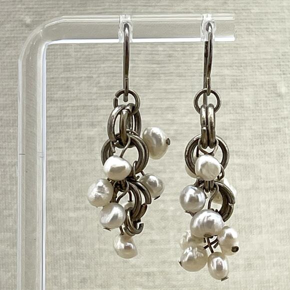 Vintage Pearl Cluster Earrings Natural Dangle Silver Tone Earwire Shepherd Hook - Picture 1 of 4